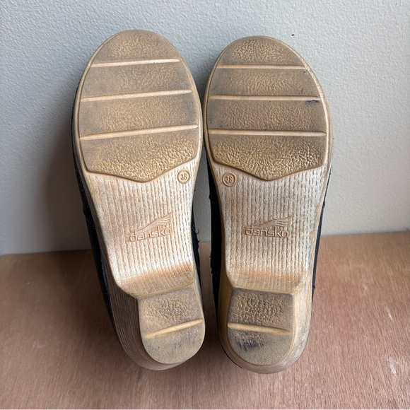 Dansko Black/Charcoal Gray Leather Clog Boots Natural Colored Heels 38/7.5-8 US - Picture 7 of 8